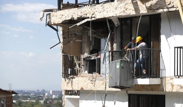 Colombia sube a 285 la cifra de muertos y mantiene en 379 los desaparecidos por terremoto