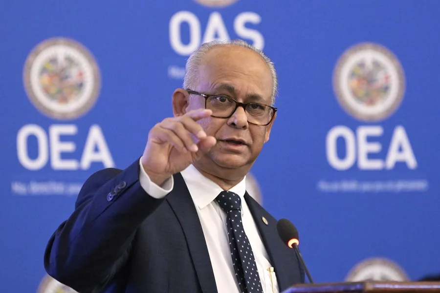 Albert Ramdin, secretario general de la OEA. EFE