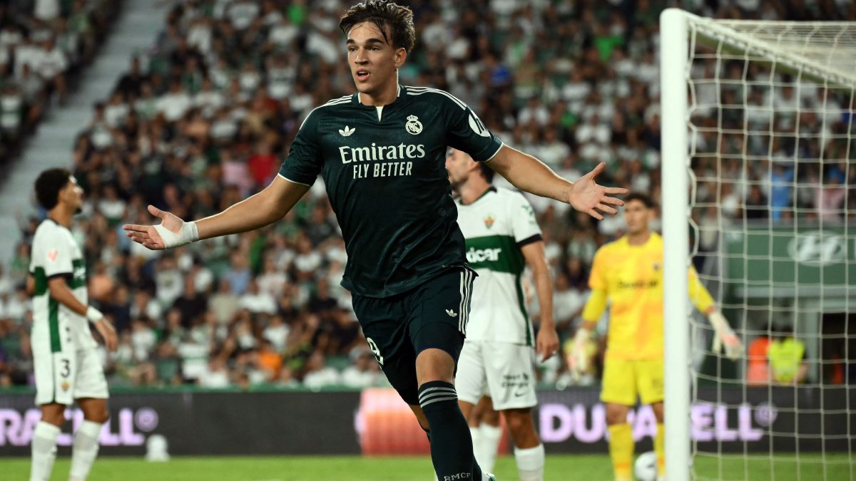 Carlos Espi Escrihuela celebra la anotación decisiva para el Madrid. LA PRENSA/AF