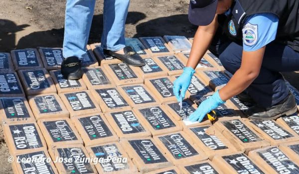 Policía decomisa drogas con marca Chamu 10. Foto: El 19 Digital.