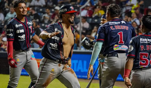 El Bóer no tuvo piedad de los Dantos y tras barrerlos avanza a la semifinal