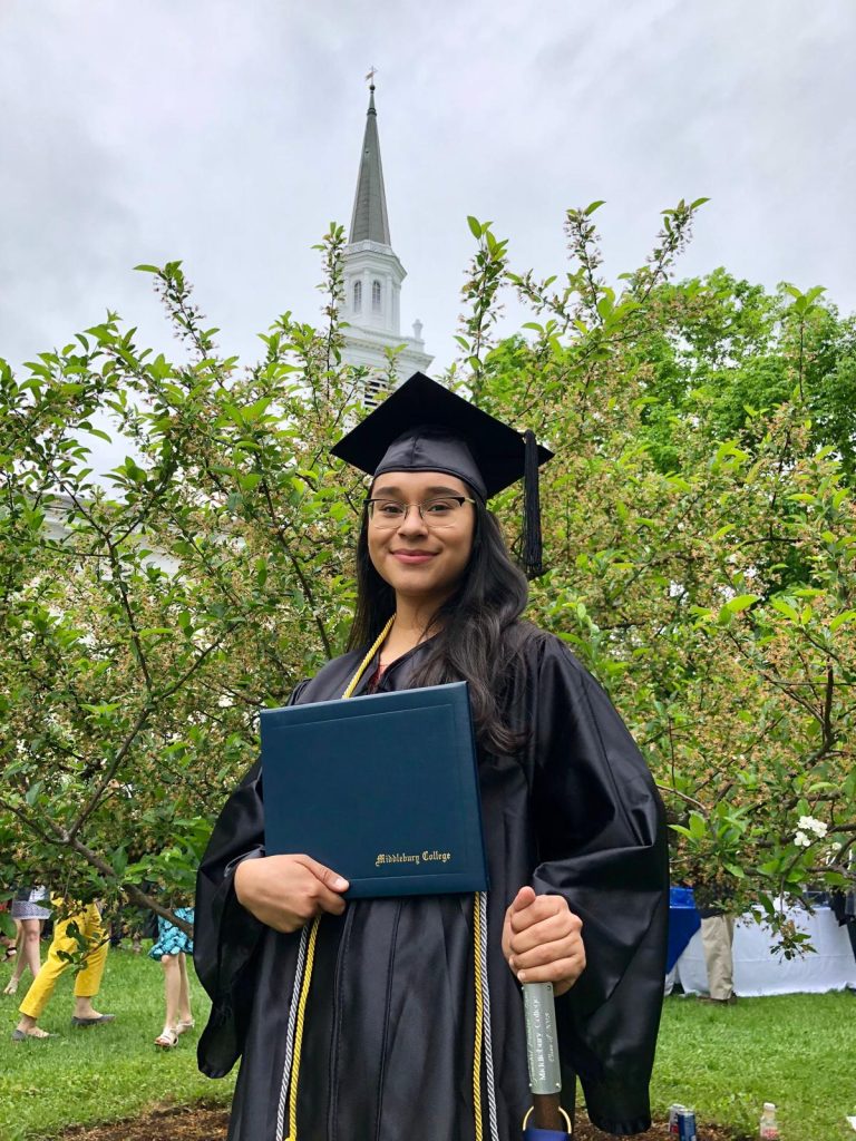 En la graduación tras acabar los estudios universitarios. LA PRENSA/ CORTESÍA