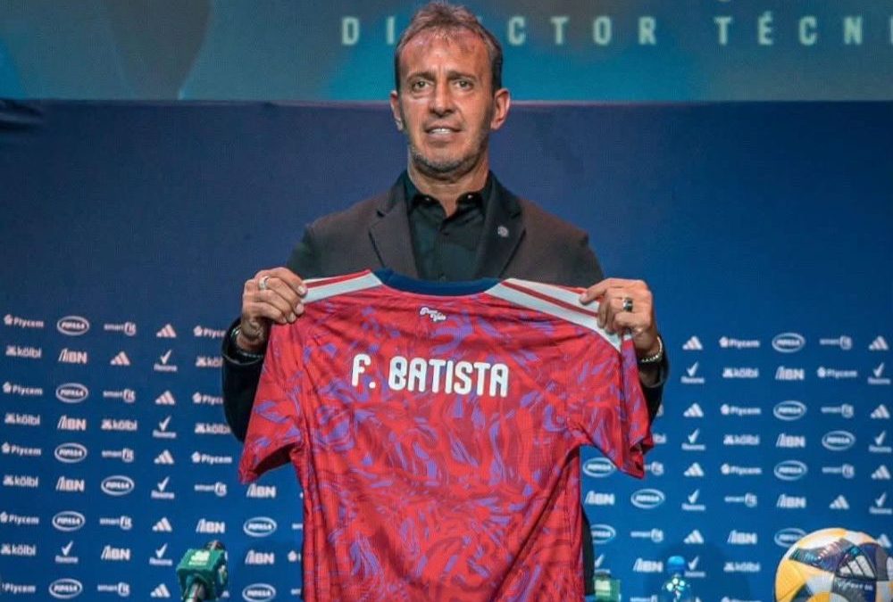 Fernando Batista pierde el puesto por los malos resultados en Liga de Naciones