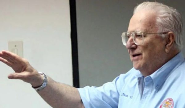 Fallece el legendario cronista deportivo Juan Vené en Miami