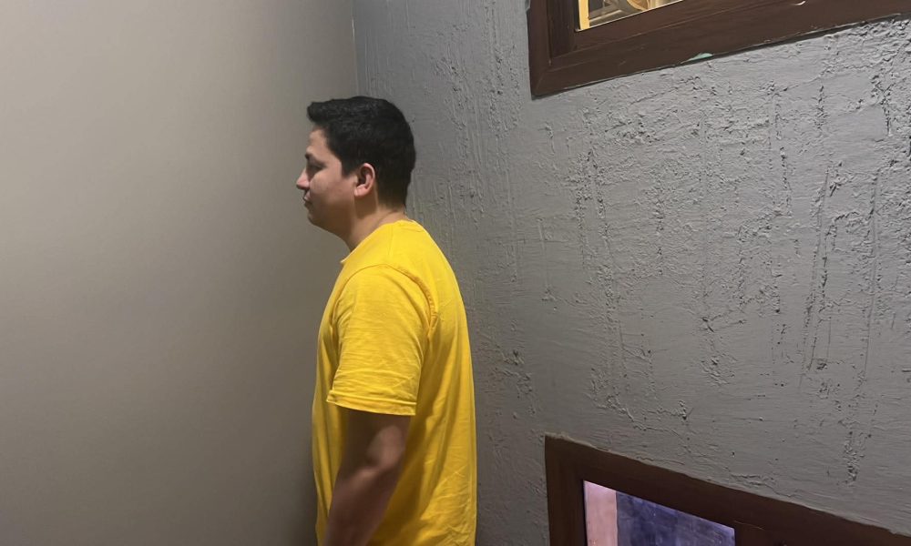 Isaac Cruz, de 39 años, estuvo cerca de dos años bajo custodia de ICE hasta que fue deportado a República Centroafricana. Cortesía LA PRENSA