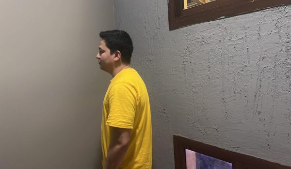 Isaac Cruz, de 39 años, estuvo cerca de dos años bajo custodia de ICE hasta que fue deportado a República Centroafricana. Cortesía LA PRENSA