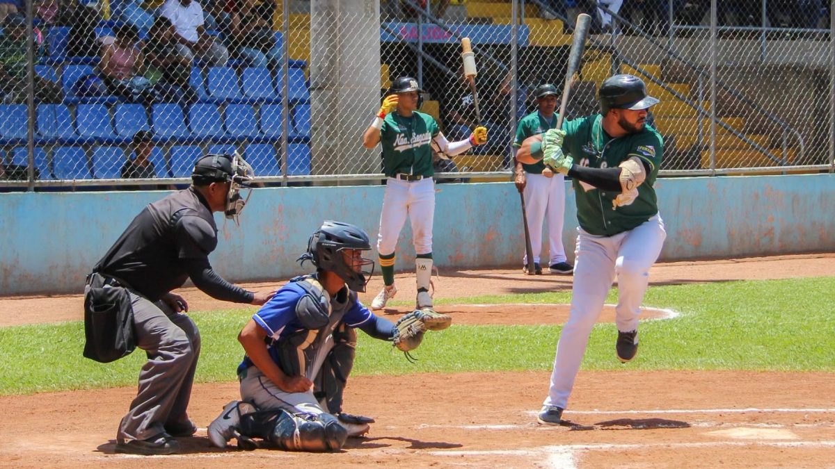 Nueva Segovia sacó sus bates este domingo contra el Rivas. LA PRENSA/LUIS CASTRO