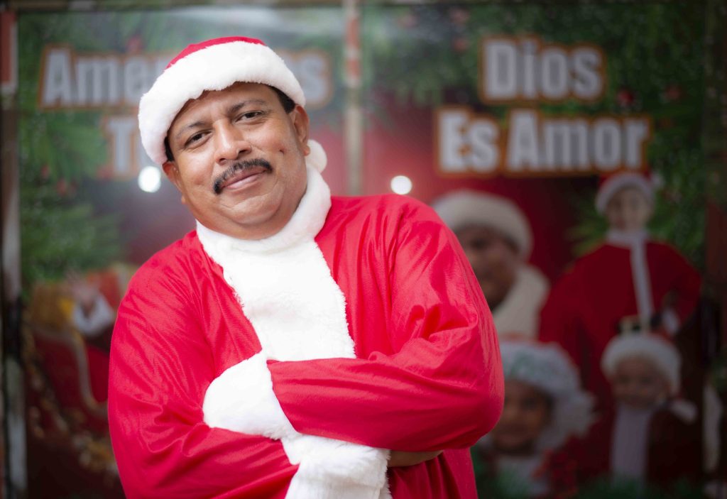 Víctor Manuel Rosales Duarte, el Santa Claus nica, personaje popular hace algunos años. LA PRENSA/O.NAVARRETE.