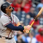 Venezolano Acuña Jr. llega al club de los 200 jonrones y 200 robos en Grandes Ligas