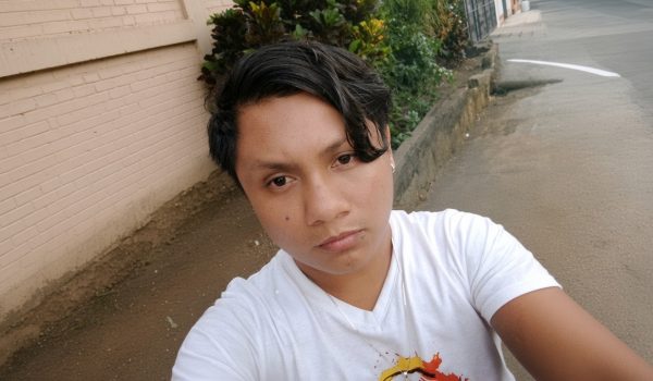 Victor Aguirre Calero, enfermero de La Concepción que fue encontrado muerto en un predio montoso. RESTAURADA CON IA/Facebook Victor Calero