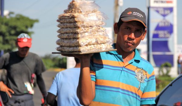 En Nicaragua la informalidad se incrementó el año pasado y ahora esta tasa se ubica en más de 75 por ciento, cuyos empleos son de baja calidad y remuneración precaria. LAPRENSA/ARCHIVO