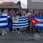 «Es un oasis en medio del desierto»: cómo Uruguay se volvió el destino favorito de miles de migrantes cubanos