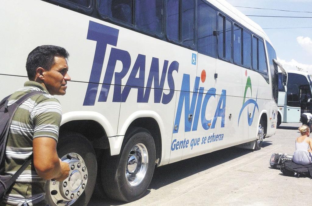 Firma costarricense de transporte conocida como Transnica en disputa por renovación de su permiso de operación. Foto: Tomada de internet.