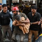 Mueren 32 alumnos y una profesora al derrumbarse el techo de un colegio en Pakistán