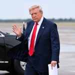 En respuesta a criticas de Zelensky por levantamiento de sanciones al diésel ruso, Trump dice que es «hora que Ucrania tenga un nuevo presidente»