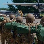 «Vinimos a luchar contra los malvados»: Bukele muestra el despliegue militar de El Salvador en Haití para rescatar a 4 soldados secuestrados por las pandillas