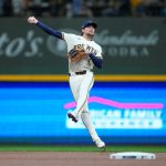 Los Cerveceros golpean primero a los Dodgers en una ansiada revancha