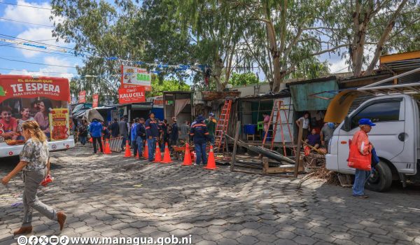 Comerciantes del sector de Gancho de Caminos son desalojados por mejoras en esa intersección