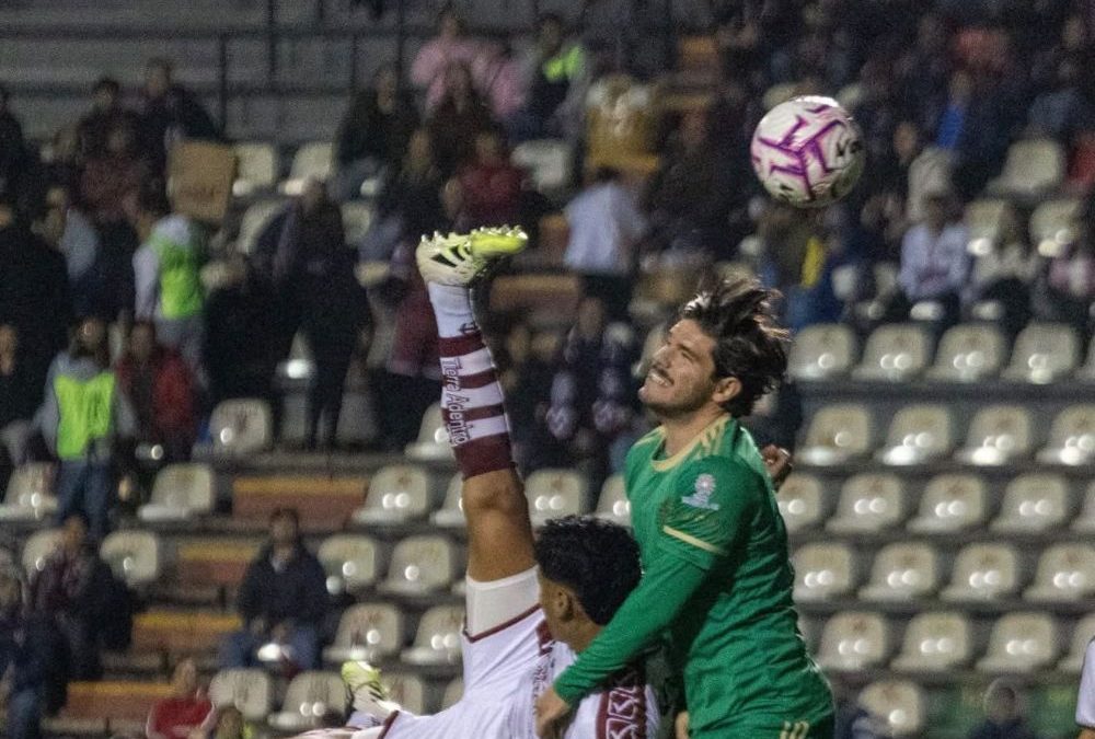 Justing Cano marca golazo de chilena en México