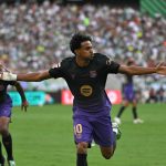 El Barcelona baila al Betis al ritmo de un sensacional Lamine Yamal