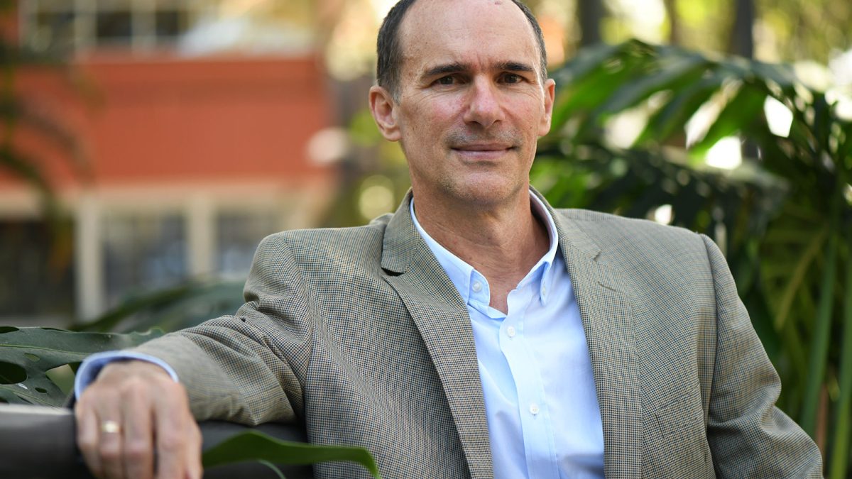 Boeglin, experto en derecho internacional. (Foto Universidad de Costa Rica)