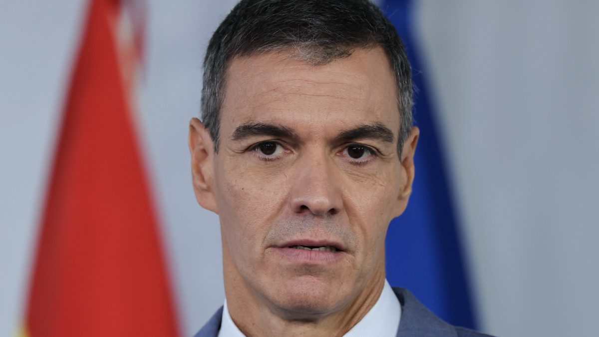 ARCHIVO-El presidente del Gobierno de España, Pedro Sánchez, durante una rueda de prensa tras una reunión del Consejo de Ministros en el Palacio de la Moncloa. (Foto de Thomas COEX / AFP)