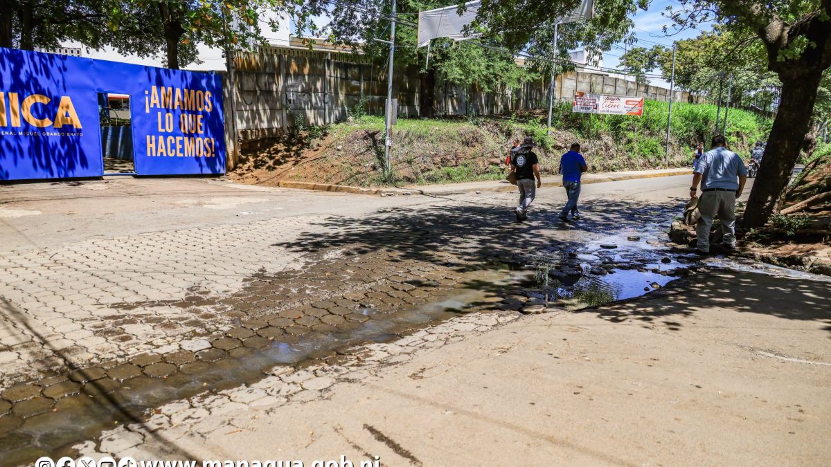Calle de UNICA en Santo Domingo, Managua. LA PRENSA / TOMADA ALCALDÍA DE MANAGUA