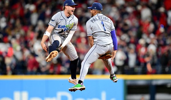Tampa Bay vuelve a triunfar en Cleveland y se sitúa a una victoria de la Serie Mundial