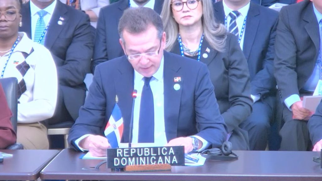 Víctor O. Bisonó Haza, canciller de República Dominicana