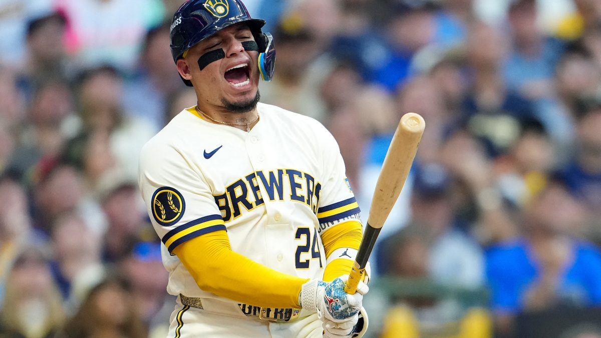 El venezolano William Contreras se llevó la cerca por Milwaukee. LA PRENSA/AFP