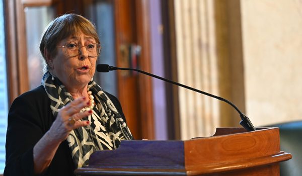 Michelle Bachelet no descarta competir por un tercer mandato presidencial en Chile