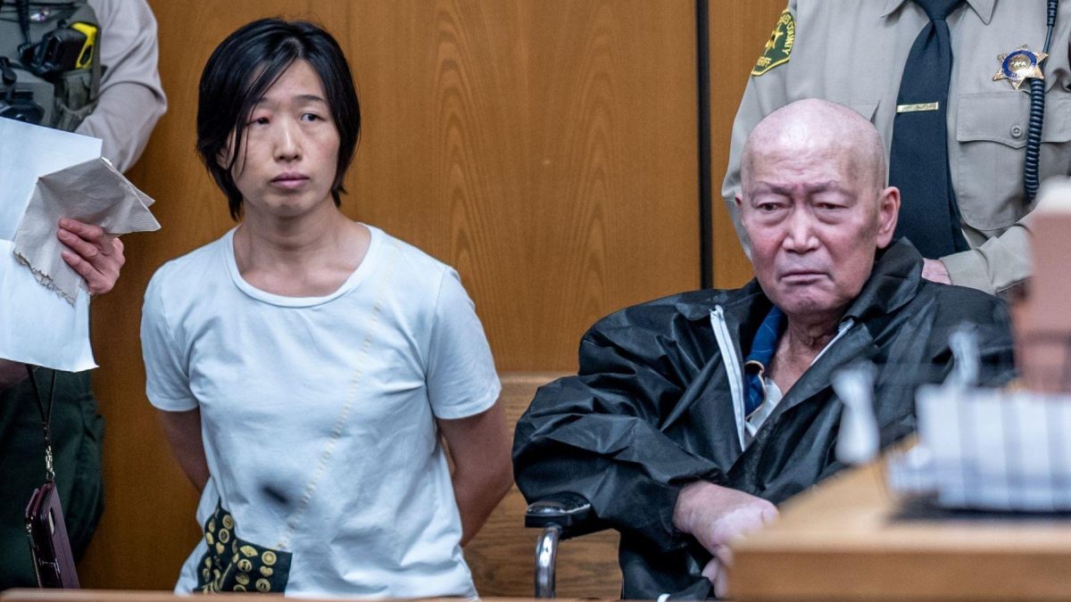 Getty Images Guojun Xuan (dcha.) y Silvia Zhang fueron arrestados en su mansión de Arcadia, California.