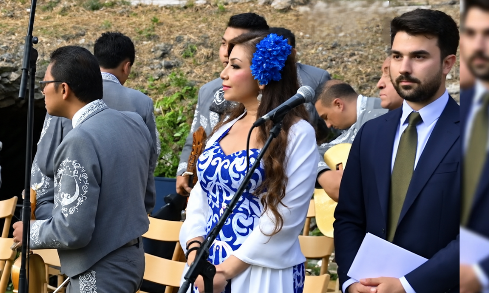 Carlos Cordonero cantó junto a un grupo de mariachis para el Papa León XIV. Foto: Captura de pantalla Rome Reports
