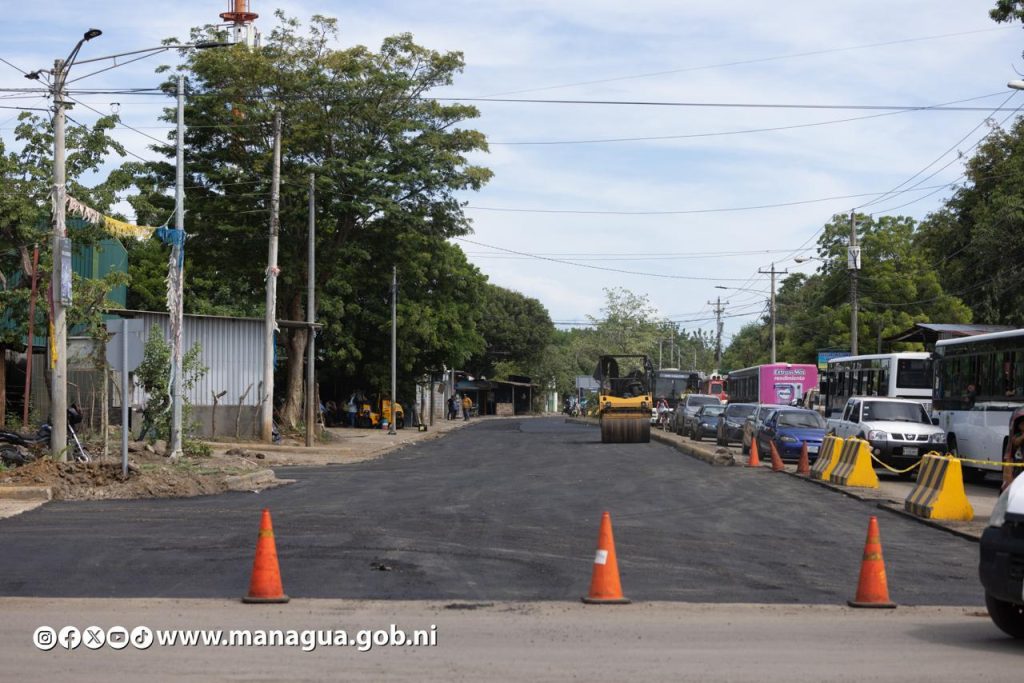 Intersección en los barrios La Curva y Villa Dignidad en Managua. Alcaldía de Managua