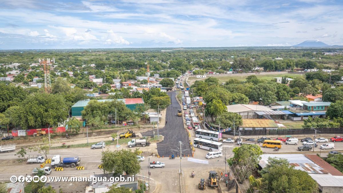 Intersección en los barrios La Curva y Villa Dignidad en Managua. Alcaldía de Managua