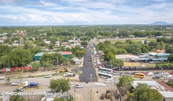 Intersección en los barrios La Curva y Villa Dignidad en Managua. Alcaldía de Managua
