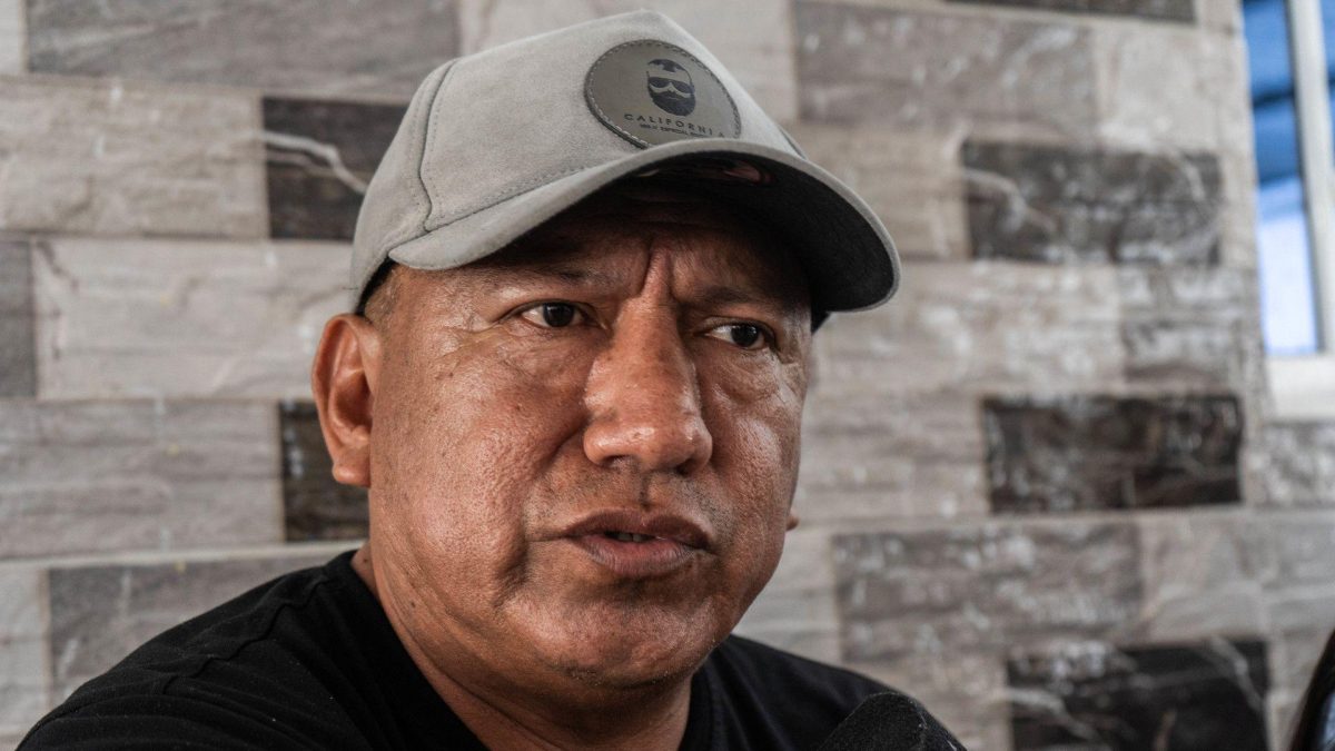 Hernán Flores, propietario y capitán del barco Negra Francisca Duarte II. Foto: BBC Mundo