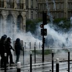 Francia protesta nuevamente bajo fuertes medidas de seguridad