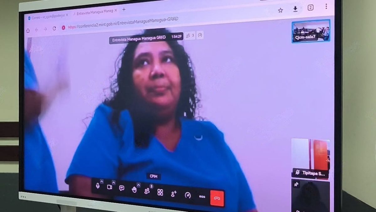 Jenny Raquel Carranza Villalta, enfrenta juicio por portar una bomba aturdidora. Foto: La Primerísima.