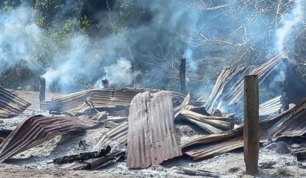 Asesinatos, secuestros y casas incendiadas en comunidad indígena. Foto: Tomada de Facebook / Organización Calpi
