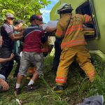 Nicaragüense de 70 años entre las dos fallecidas tras vuelco de autobús en Costa Rica
